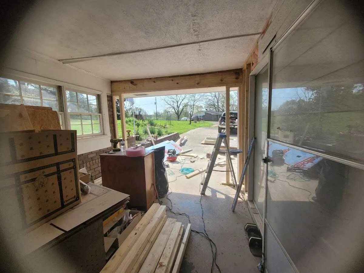 Air movers and dehumidifier for Drying & Dehumidification in Watauga